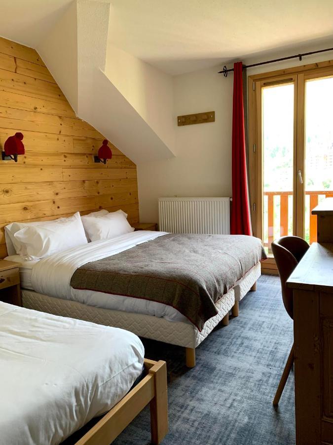 Hotel Lac Bleu 1650 Saint-François-Longchamp Extérieur photo